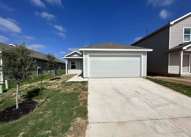 rental at 9947  Leeds Wheel in San Antonio, TX — photo 2