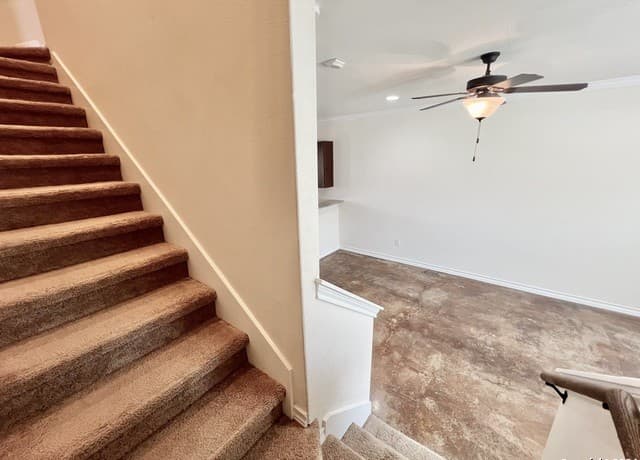 rental at 622  Meadow Arbor Ln Unit 2 in Universal City, TX — photo 4
