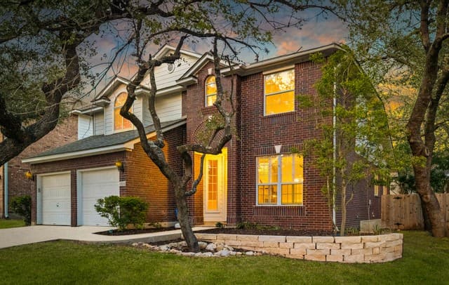 rental at 2634  Lakehills in San Antonio, TX — photo 1