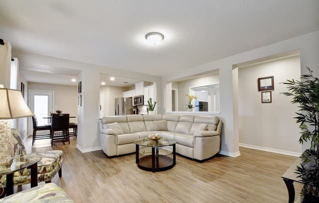 rental at 7231  Dulce Meadow in San Antonio, TX — photo 4