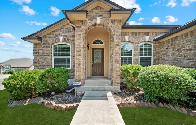 rental at 7234  Glen Ellen Bay in San Antonio, TX — photo 4