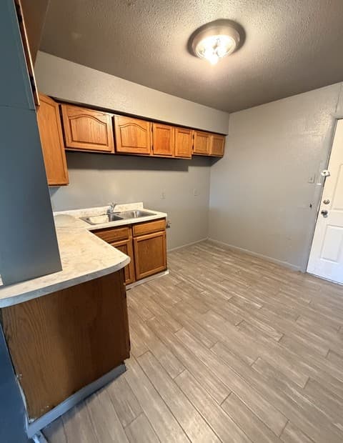 rental at 323  Aldama Unit 1 in San Antonio, TX — photo 2
