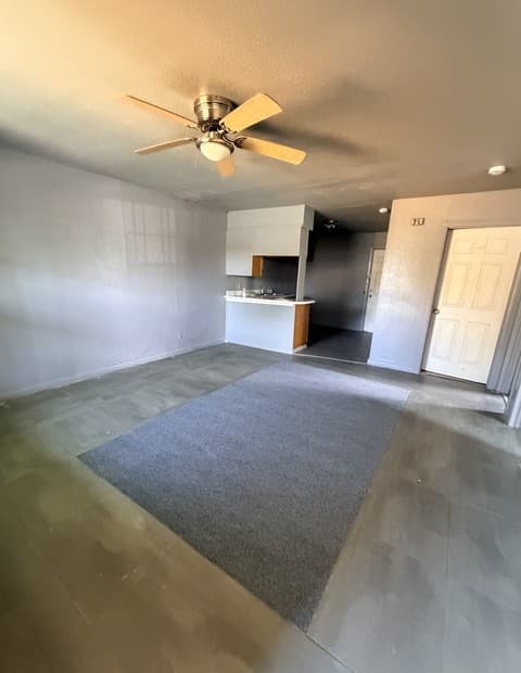 rental at 323  Aldama Unit 1 in San Antonio, TX — photo 3
