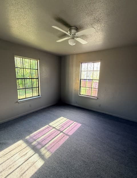 rental at 323  Aldama Unit 1 in San Antonio, TX — photo 5