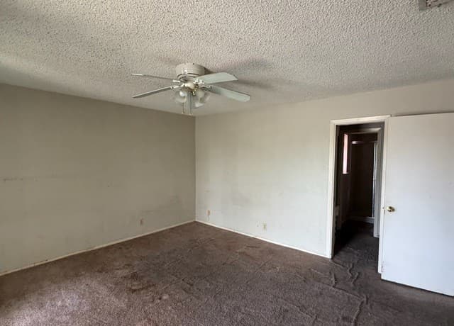 rental at 5802  Royal Bend in San Antonio, TX — photo 5