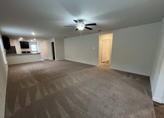 rental at 708  Shoal Creek in New Braunfels, TX — photo 5