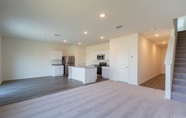 rental at 7507  Burrowing Cobra in San Antonio, TX — photo 3