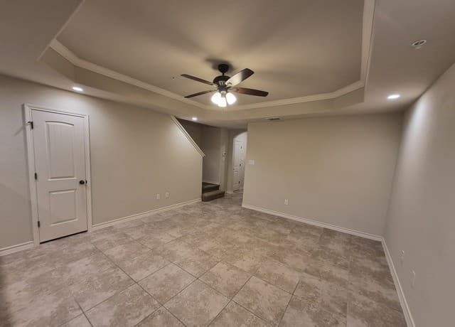 rental at 6327  Luglio Lane Unit 102 in San Antonio, TX — photo 5