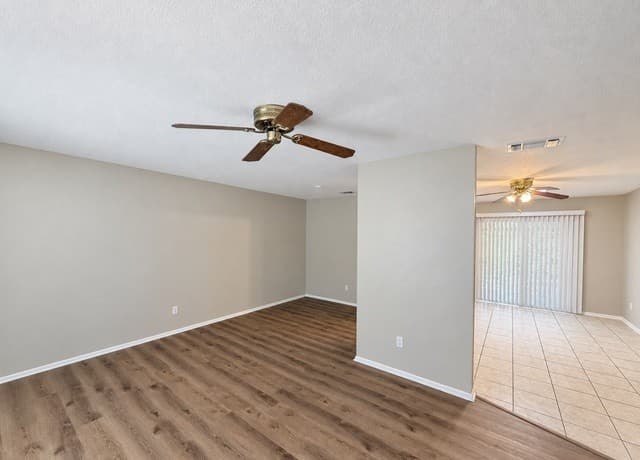 rental at 4815  Casa Corona St in San Antonio, TX — photo 4