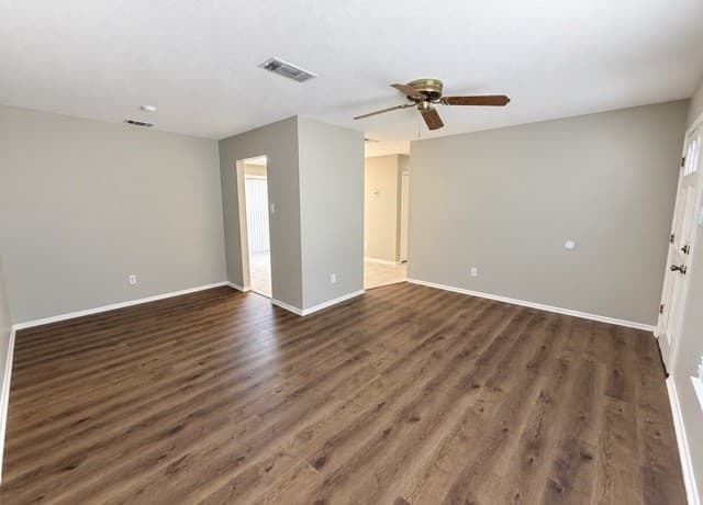 rental at 4815  Casa Corona St in San Antonio, TX — photo 5