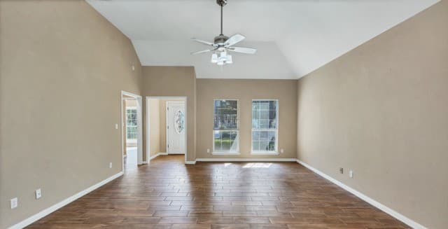 rental at 2239  Cotton in New Braunfels, TX — photo 4