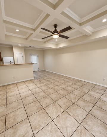 rental at 5007  Summit Wood Unit 3 in San Antonio, TX — photo 2