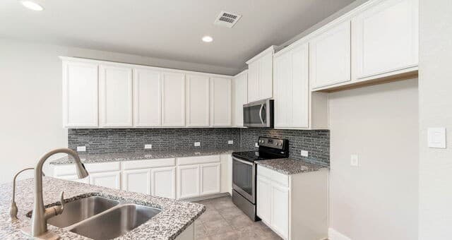 rental at 244  Heavenly Vw in Cibolo, TX — photo 2