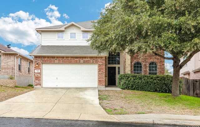 rental at 735  Park Pt in San Antonio, TX — photo 1