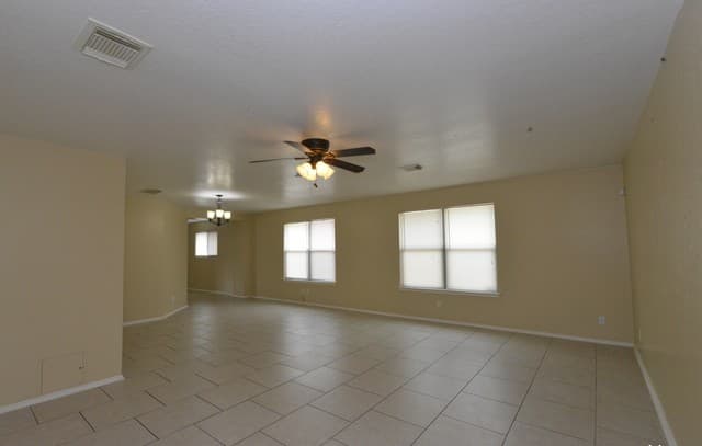 rental at 7239  Dwarf Palm in San Antonio, TX — photo 4