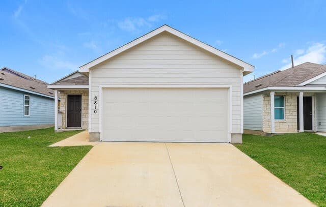 rental at 8810  McCoy in Converse, TX — photo 1