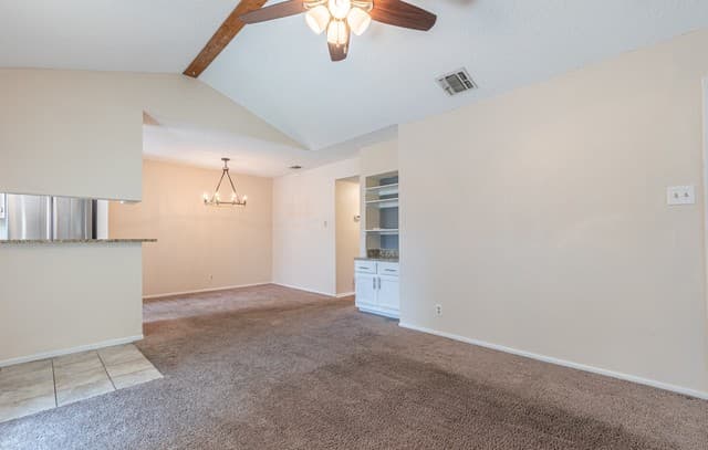 rental at 2542  Babcock Rd Unit D201 in San Antonio, TX — photo 5