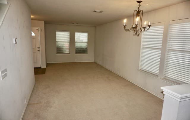 rental at 7911  Hoosier Park in Selma, TX — photo 5