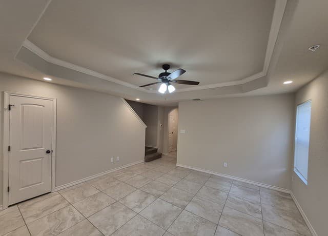 rental at 6422  Marcel Way Unit 104 in San Antonio, TX — photo 4