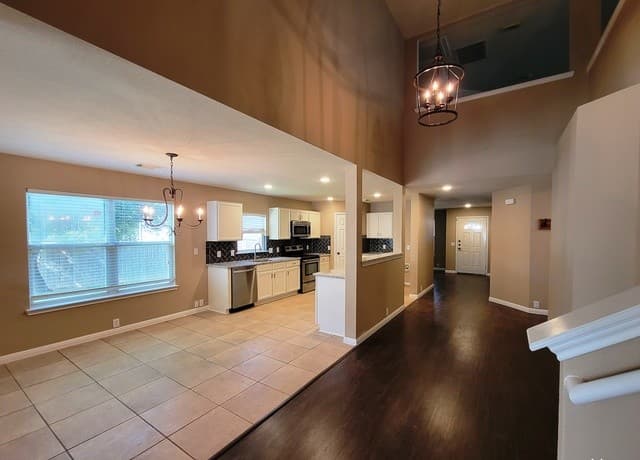 rental at 1600  Shady Brook in Schertz, TX — photo 4