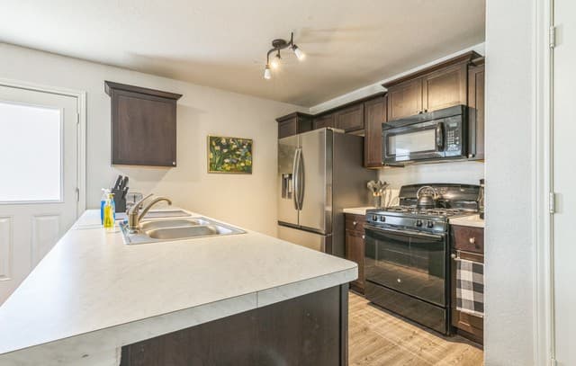 rental at 7103  Cozy Run in San Antonio, TX — photo 5