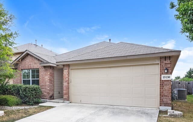 rental at 15130  Cinnamon Teal in San Antonio, TX — photo 3