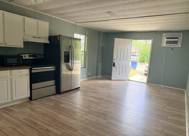 rental at 1410  Avant in San Antonio, TX — photo 5