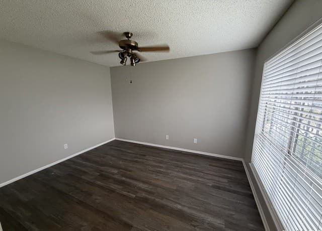 rental at 7422  Fieldgate Dr in San Antonio, TX — photo 4