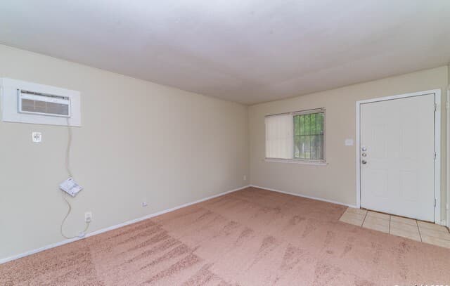 rental at 7131  Glen Ter Unit 1 in San Antonio, TX — photo 5