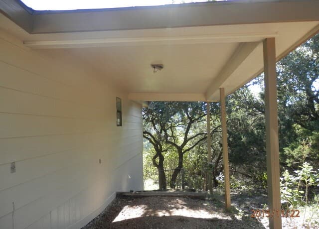 rental at 1728  Colleen Dr in Canyon Lake, TX — photo 3