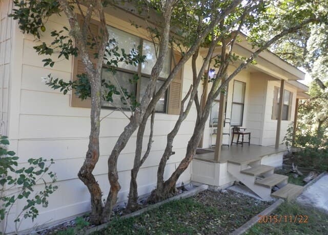 rental at 1728  Colleen Dr in Canyon Lake, TX — photo 5