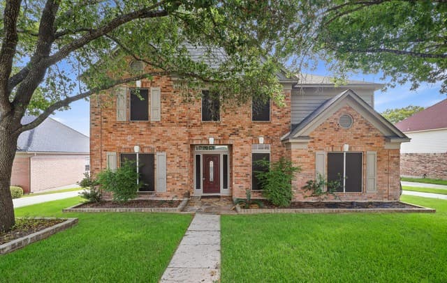rental at 8746  London Heights in San Antonio, TX — photo 1