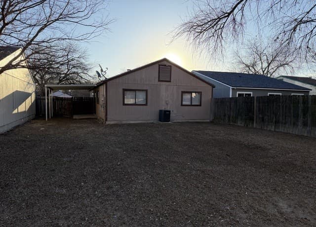 rental at 2827  Ash Field Dr in San Antonio, TX — photo 2