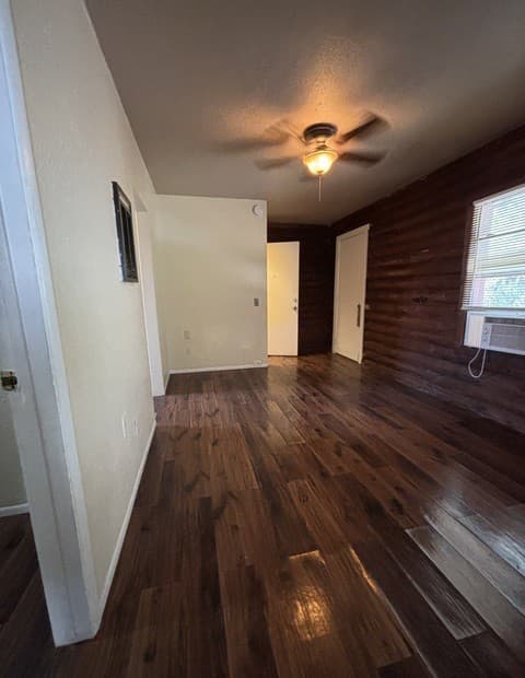 rental at 234  San Angelo St Unit 12 in Bandera, TX — photo 4