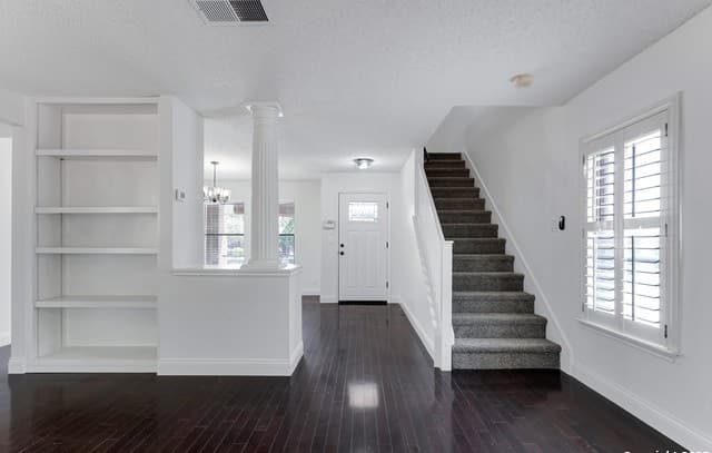 rental at 3111  Arroyo Pass in San Antonio, TX — photo 4