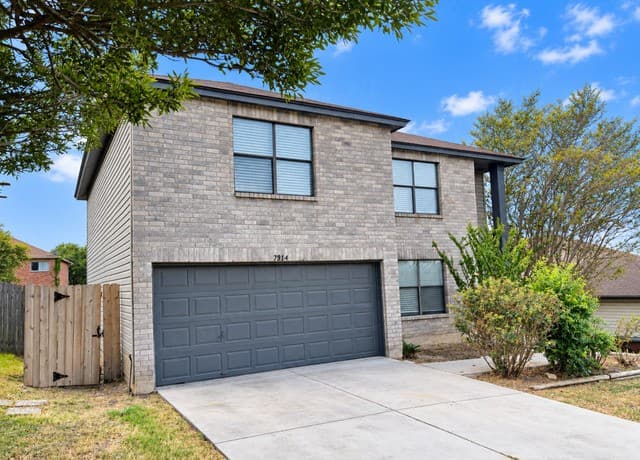rental at 7914  Chestnut Barr in Converse, TX — photo 2