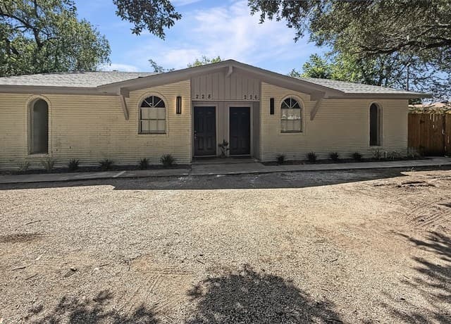 rental at 226  Melliff in San Antonio, TX — photo 1