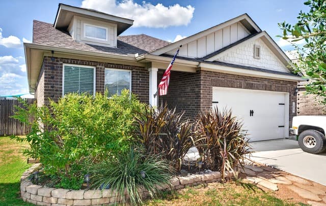 rental at 1857  Shepherd Path in New Braunfels, TX — photo 2