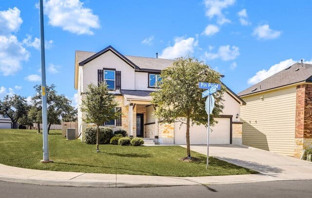 rental at 5842  Pin Pt in San Antonio, TX — photo 2
