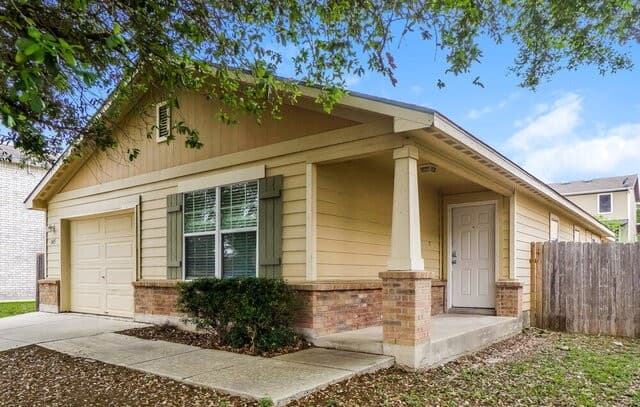 rental at 3415  Calico Cor in San Antonio, TX — photo 3