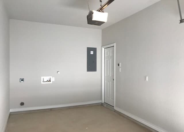 rental at 16917  Showdown Path Unit 102 in Selma, TX — photo 5