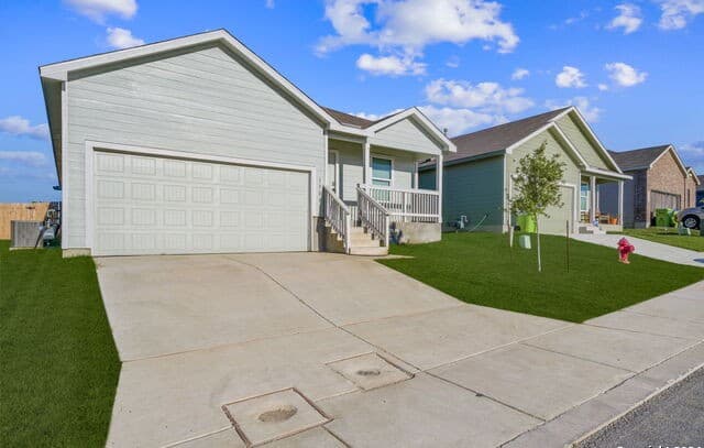 rental at 13002  Sage Turn in St Hedwig, TX — photo 2