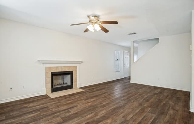 rental at 7739  Rustic Park in San Antonio, TX — photo 2