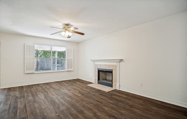 rental at 7739  Rustic Park in San Antonio, TX — photo 3