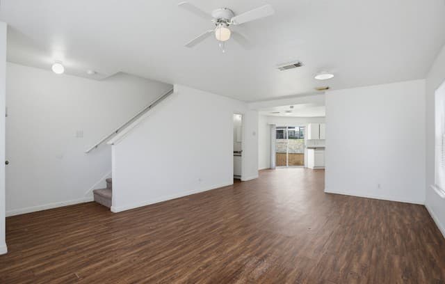 rental at 5  Stager Hills in San Antonio, TX — photo 2