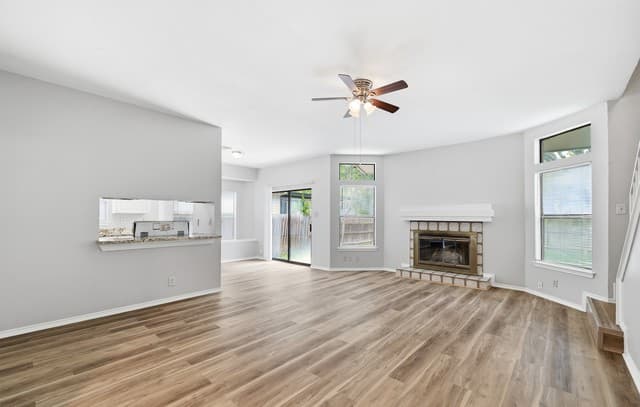 rental at 13254  Wood Climb St in San Antonio, TX — photo 3