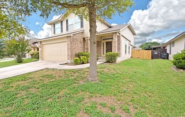 rental at 2121  Sinclair Dr in New Braunfels, TX — photo 2