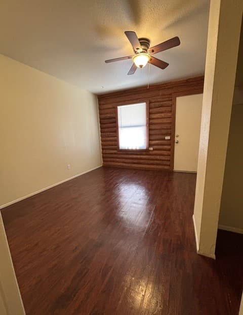 rental at 234  San Angelo St Unit 17 in Bandera TX