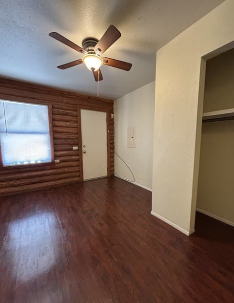 rental at 234  San Angelo St Unit 17 in Bandera, TX — photo 2