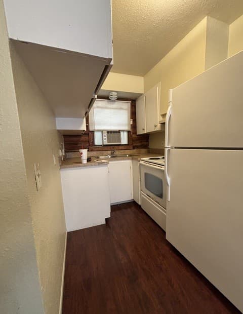 rental at 234  San Angelo St Unit 17 in Bandera, TX — photo 4